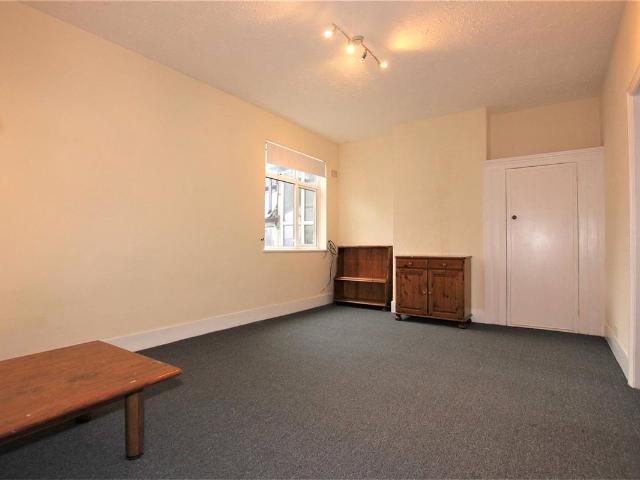 House for rent in London Borough of Barnet, Greater London