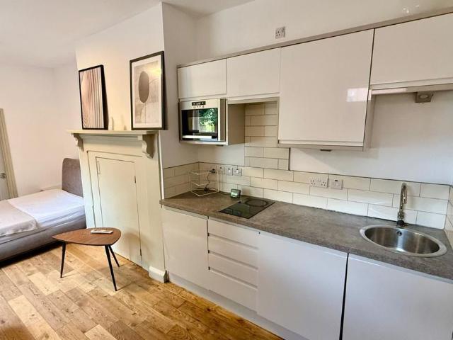 Studio for rent in Balsall Heath, West Midlands