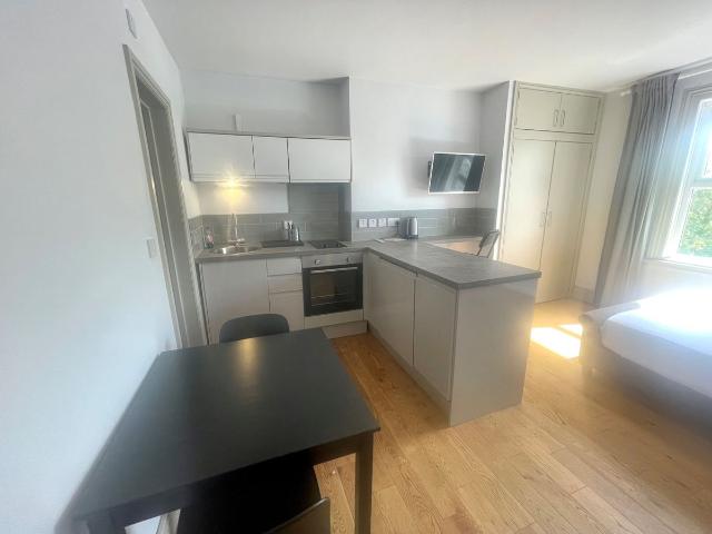 Studio for rent in Balsall Heath, Isle Of Man