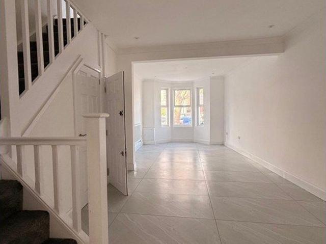 House for rent in Woodlands Park, Greater London