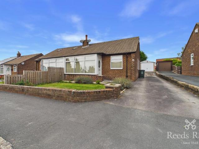 House for rent in Tingley Common, Leeds