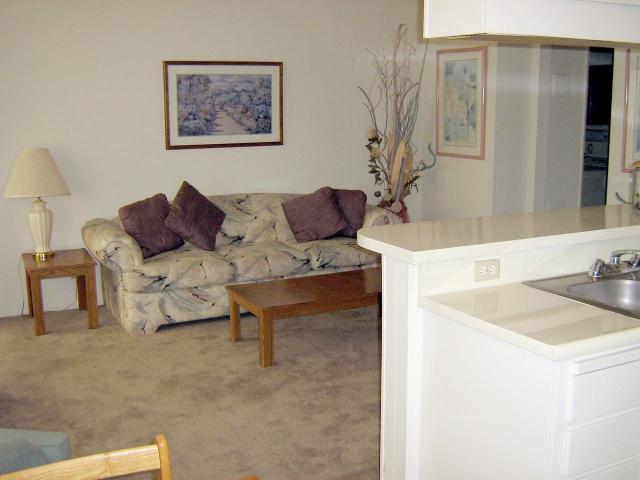 Apartment for rent in Huntington Beach, California