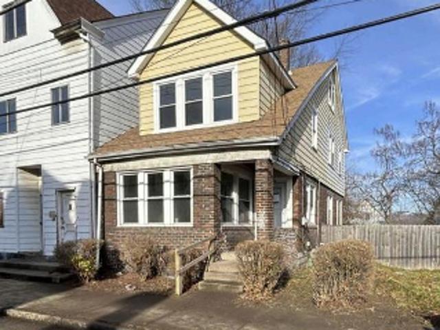 House for sale in Pittsburg, Pennsylvania