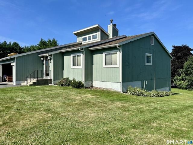 House for sale in Bloomfield, Connecticut