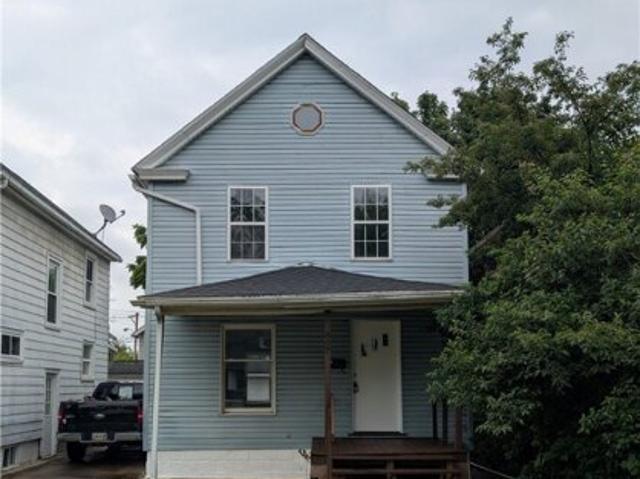 House for sale in Elyria, Ohio