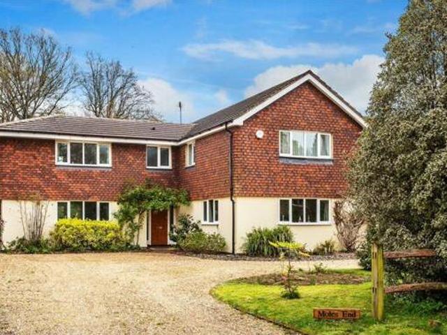 House for sale in Fole, Surrey
