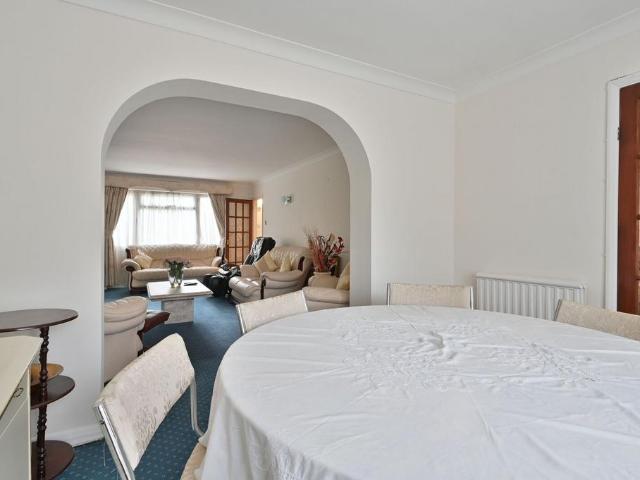 House for rent in Pouchen End, Hertfordshire