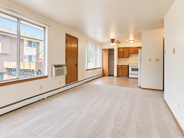 Apartment for rent in Woodland Court, Milwaukee