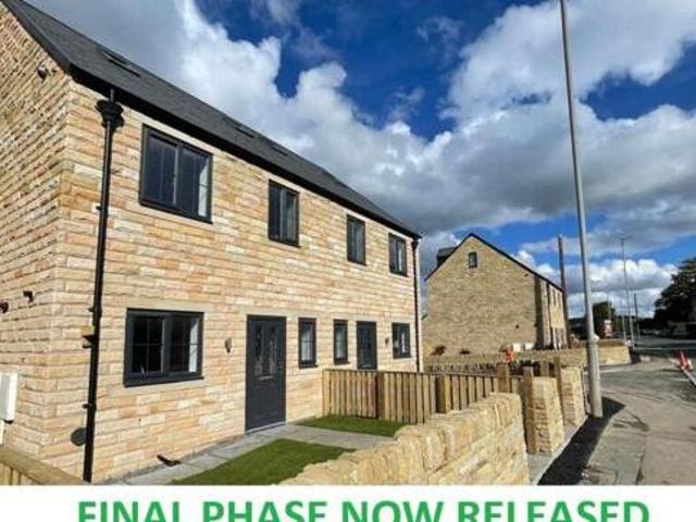 House for sale in Holmfirth, West Yorkshire
