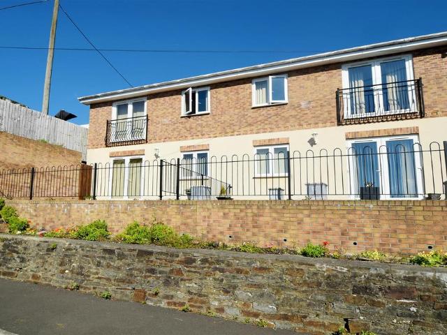Apartment for rent in Llantwit Fardre, Beddau