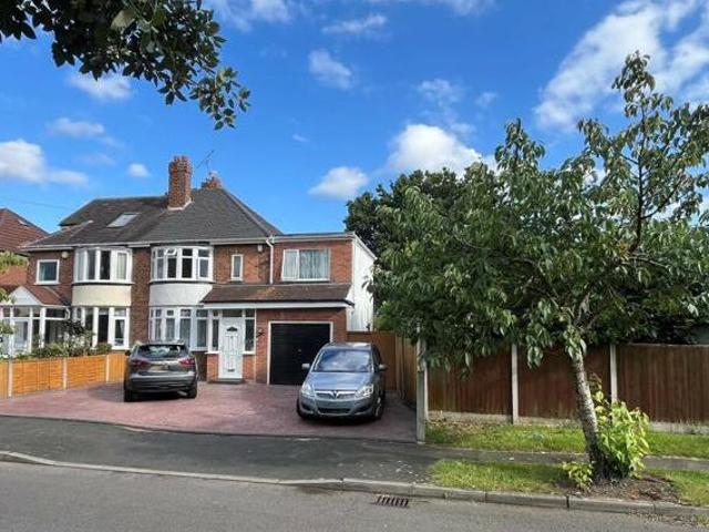 House for sale in Merryhill, West Midlands
