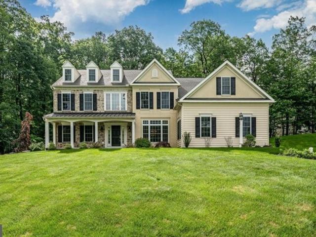 House for sale in Honey Brook