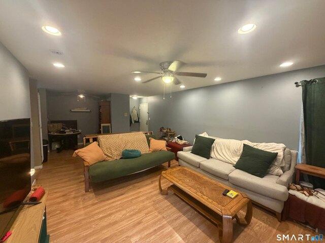 Condo for sale in Cromwell, Connecticut