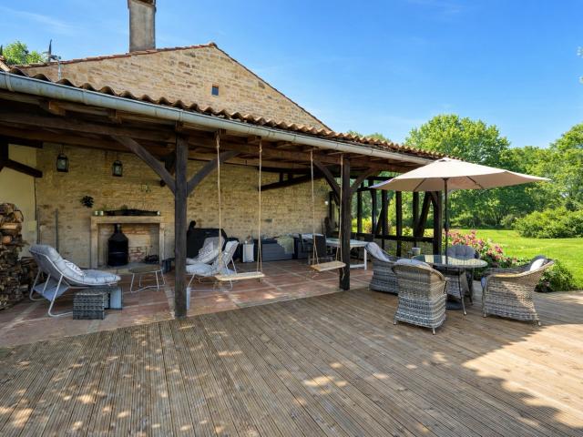 Maison vente à Niort, Sauzé-vaussais