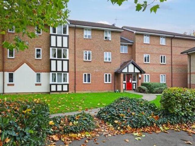 House for sale in Ivy Chimneys, Epping