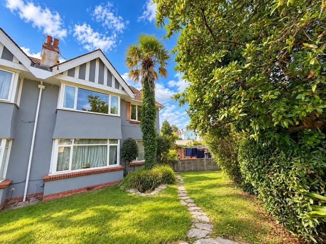 Apartment for rent in Oldway, Paignton