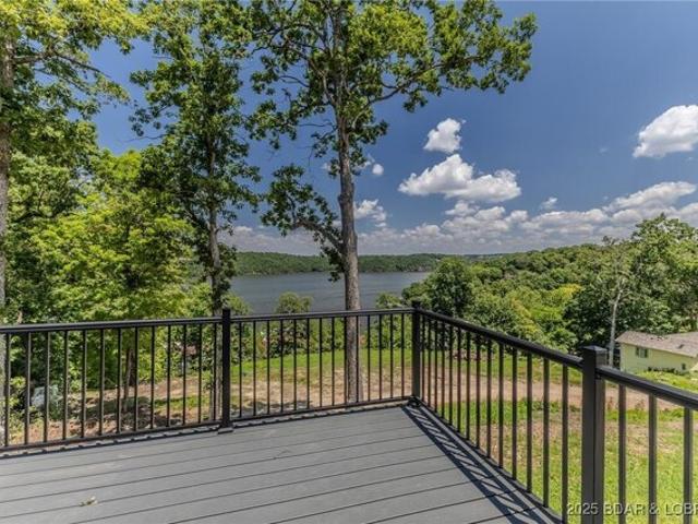 House for sale in Linn Creek
