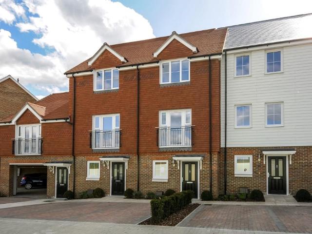 House for rent in The Butts, Kent