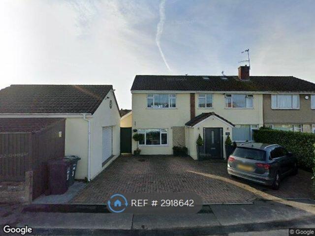 Room for rent in Nailsea, North Somerset