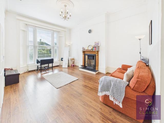 Apartment for rent in New Southgate, Greater London