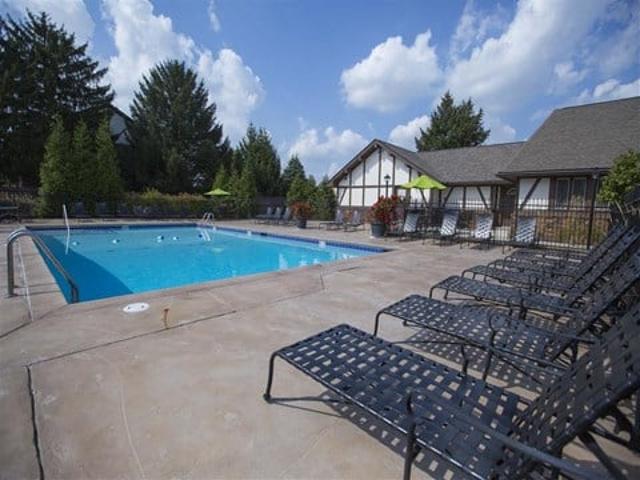 Townhouse for rent in Carmel