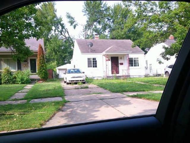 House for sale in Harper Woods, Michigan