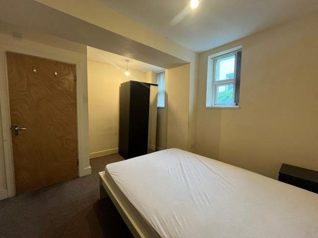 Apartment for rent in Greenbank, Mount Wise