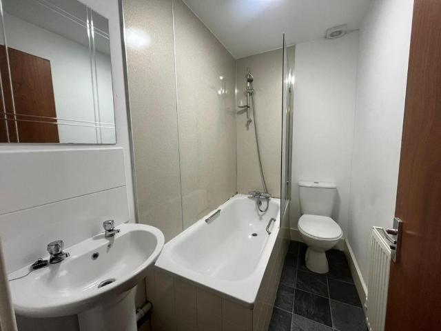 Apartment for rent in Greenbank, Mount Wise