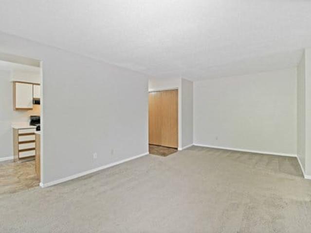 Apartment for rent in Portage