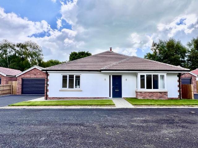 House for rent in Frinton and Walton, Dale Hill