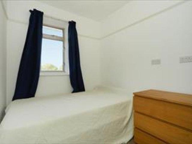 House for rent in London Borough of Merton, Mitcham