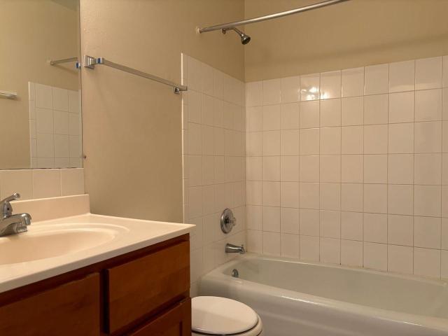 Apartment for rent in Mundelein, Illinois
