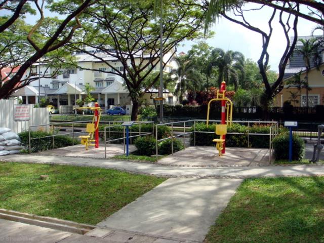 Detached House for rent in Woodgrove, 23 North West