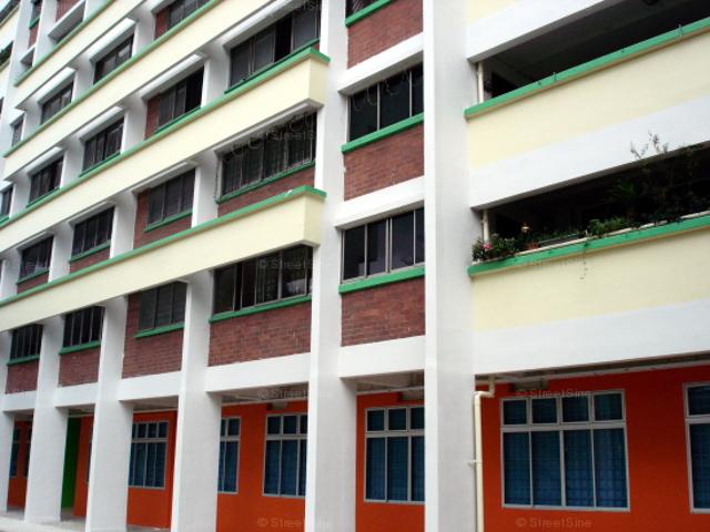 Detached House for rent in Woodgrove, 23 North West