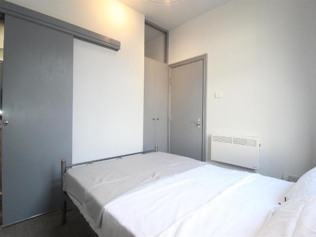 Room for rent in Farsley, Isle Of Man