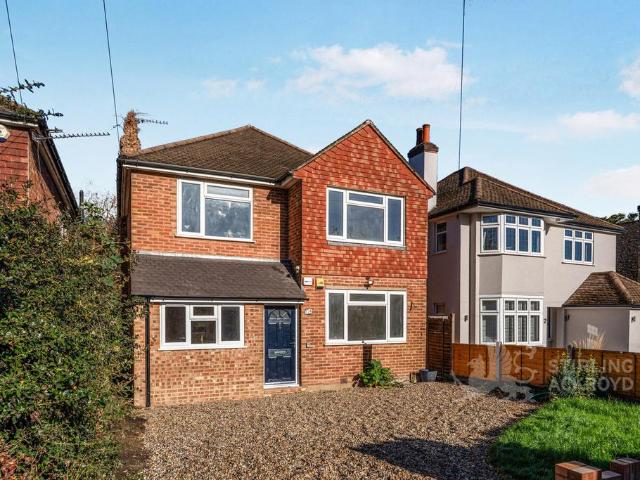 House for rent in West Byfleet, Woking