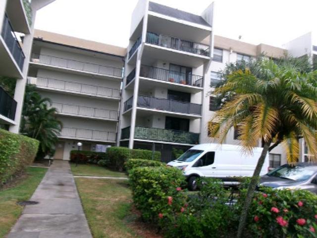 Condo for sale in Tamarac, Florida