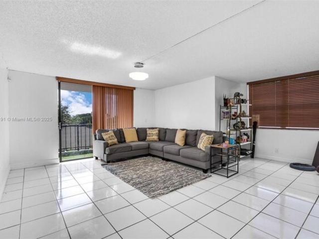 Condo for sale in Tamarac