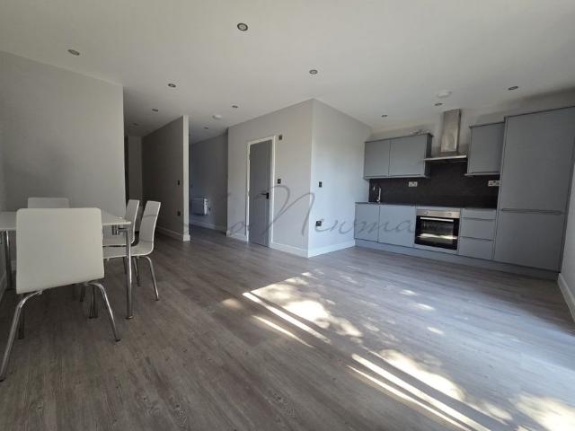 Studio for rent in Riverdene, Priest Down
