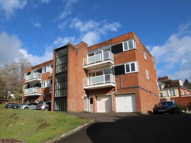 Apartment for rent in Harestock, Winchester