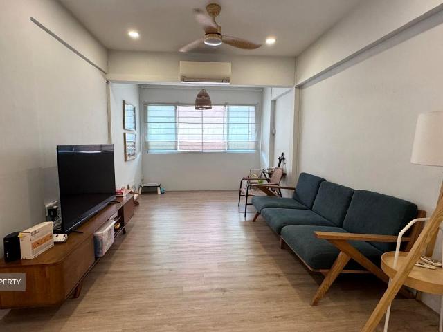 Detached House for sale in 23 North West