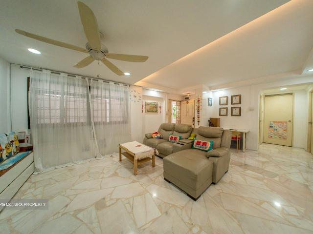 Detached House for sale in 23 North West