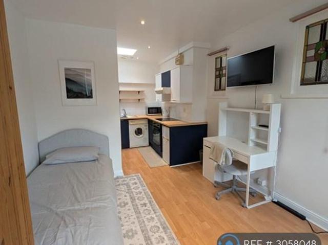 Apartment for rent in London Borough of Harrow, Greater London