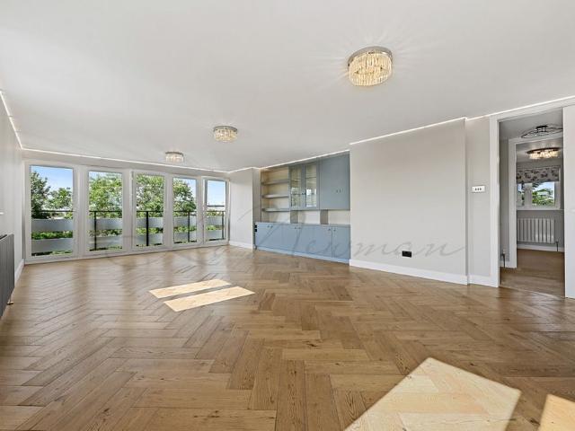 Apartment for rent in Brent Cross, Greater London