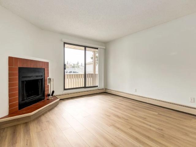 Apartment for rent in Northwest, Alberta