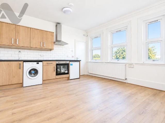 Studio for rent in Harringay, Greater London