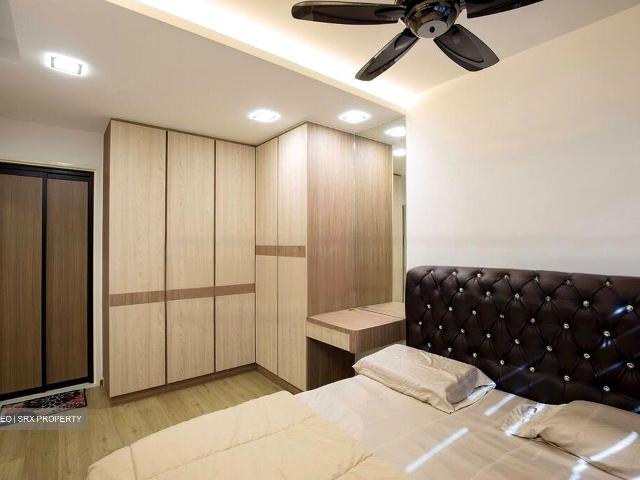 HDB House for sale in Woodlands