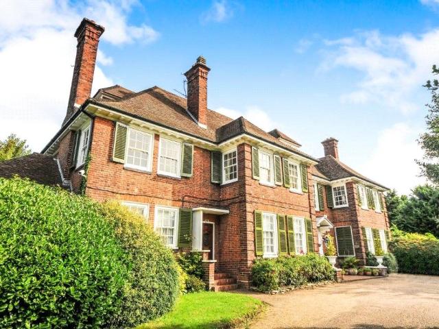 Apartment for rent in Bickley, Greater London
