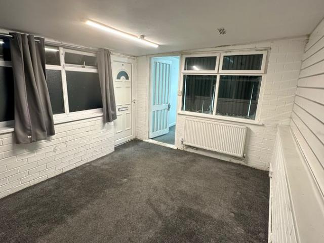 Apartment for rent in Cheetham Hill, Manchester