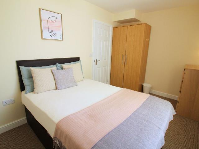 Room for rent in Woodlands, Scawthorpe